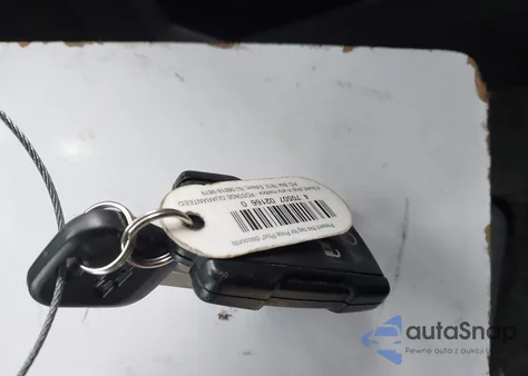 2016 Chevrolet Silverado 1500 2Lt z USA, uszkodzony, nr VIN 1GCVKREC6GZ246094